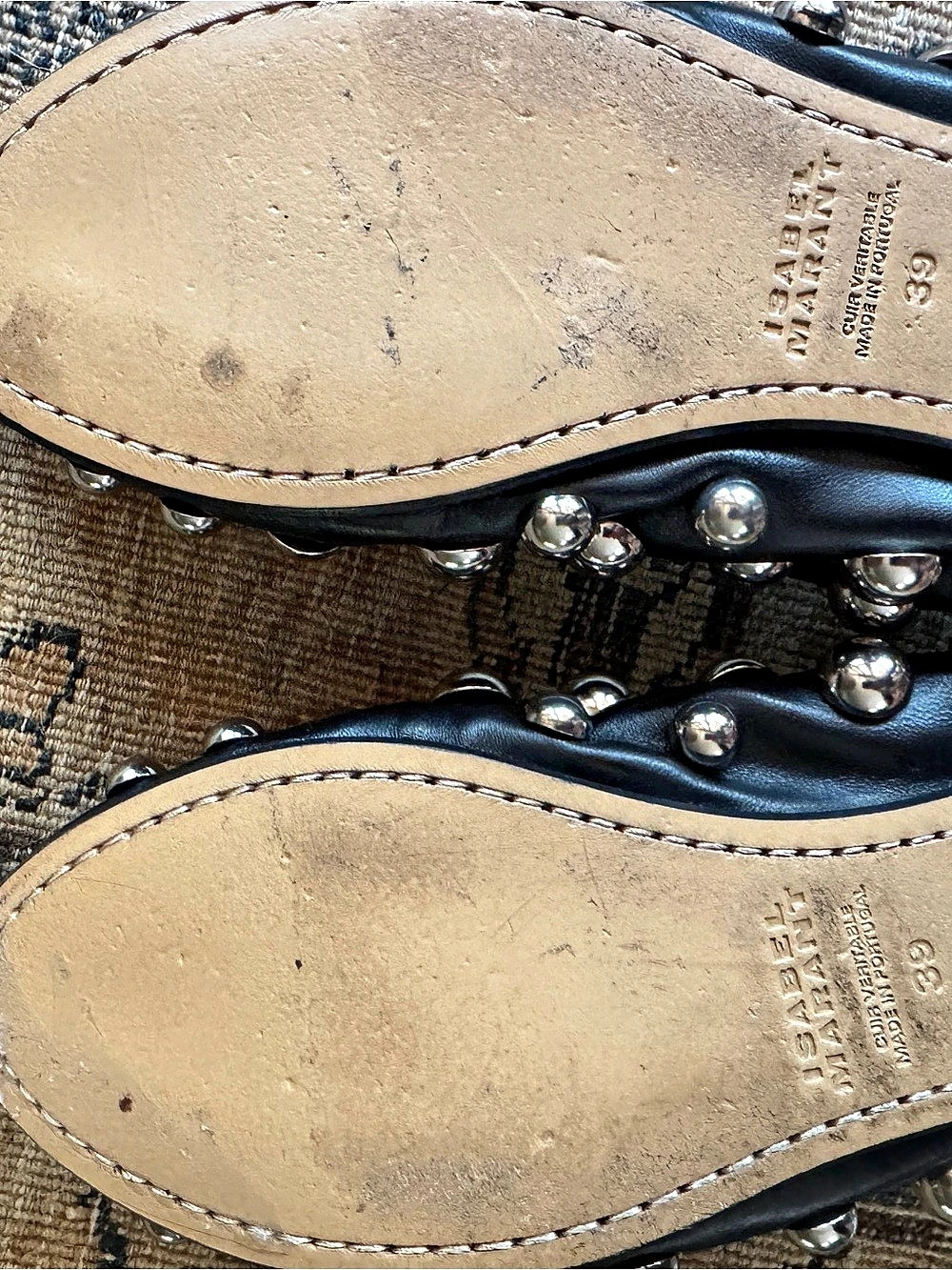 Isabel Marant Studded Flats in Black & Silver EU 39 - Picture 2 of 3